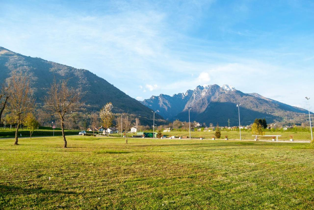Agriturismo Antico Splendore Villa Pullir Luaran gambar